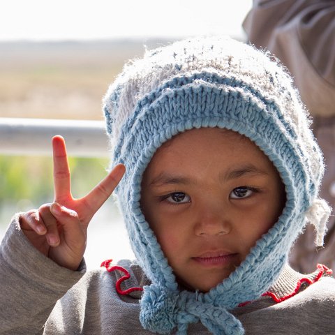 Boat Sittwe to Mrauk-U  Taken at Latitude/Longitude:20.531319/93.153597.  km       (Map link) : Km to   in, Birma, Yangon, geo:lat=20.531319, geo:lon=93.153597, geotagged, hdr basis, myanmar