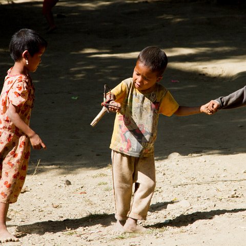 IMG 4432  Taken at Latitude/Longitude:20.707060/93.219475.  km       (Map link) : Km to   in, Birma, Marjolein Boer, Mawywa, geo:lat=20.707060, geo:lon=93.219475, geotagged, hdr basis, myanmar