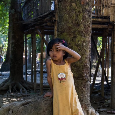 Popeye  Taken at Latitude/Longitude:20.708675/93.256783.  km       (Map link) : Km to   in, Birma, Yangon, geo:lat=20.708675, geo:lon=93.256783, geotagged, hdr basis, myanmar, selectie Birma