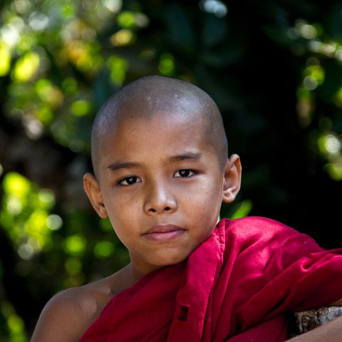Young Monk  Taken at Latitude/Longitude:20.593739/93.192625.  km       (Map link) : Km to   in, Birma, geo:lat=20.593739, geo:lon=93.192625, geotagged, myanmar