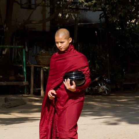 IMG 7738 (2)  Taken at Latitude/Longitude:20.152550/94.925051.  km       (Map link) : Km to   in, Birma, geo:lat=20.152550, geo:lon=94.925051, geotagged, myanmar