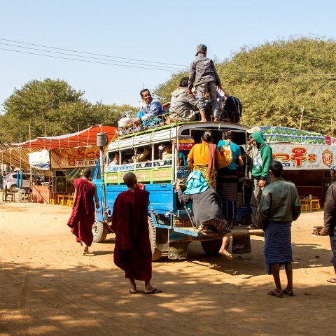 Local Transport  Taken at Latitude/Longitude:21.170417/94.866129.  km       (Map link) : Km to   in, Birma, geo:lat=21.170417, geo:lon=94.866129, geotagged, myanmar