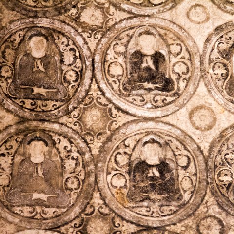 Mural in Pagoda  Taken at Latitude/Longitude:21.162812/94.901060.  km       (Map link) : Km to   in, Birma, Yangon, geo:lat=21.162812, geo:lon=94.901060, geotagged, myanmar, selectie Birma