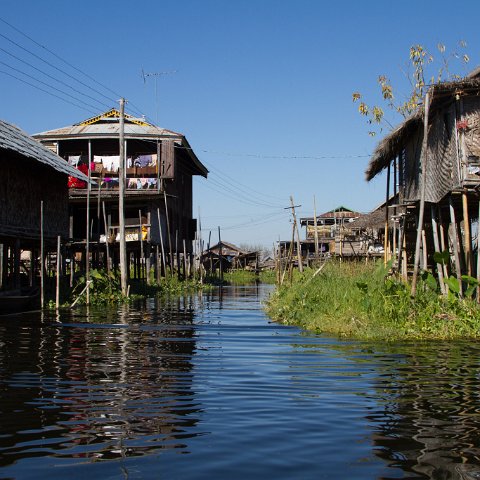 Inle Lake  Taken at Latitude/Longitude:20.581205/96.933396.  km       (Map link) : Km to   in, Birma, geo:lat=20.581205, geo:lon=96.933396, geotagged, myanmar