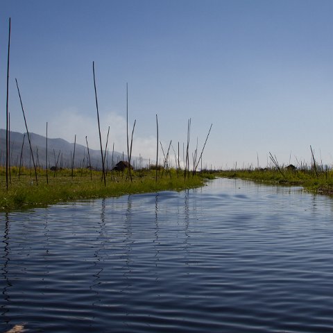 Inle Lake  Taken at Latitude/Longitude:20.581153/96.935225.  km       (Map link) : Km to   in, Birma, geo:lat=20.581153, geo:lon=96.935225, geotagged, myanmar
