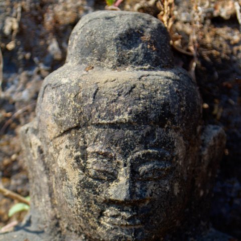 Buddha statue Ko Thaung  Mrauk-U, Birma : Birma, Mraung-U