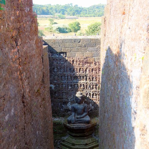 Buddha statue Ko Thaung : Birma, Mraung-U