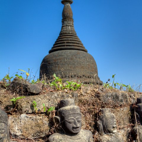 Buddha statue Ko Thaung : Birma, Mraung-U