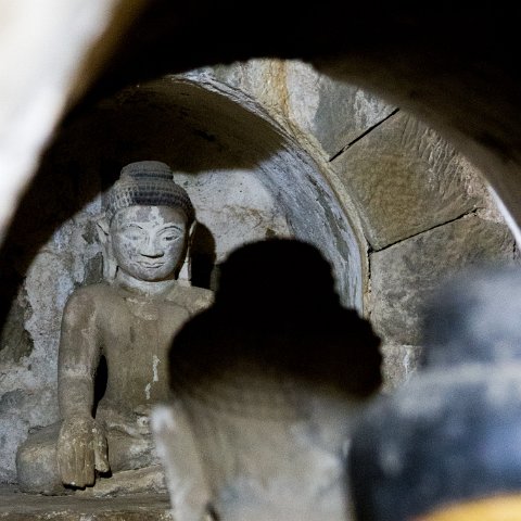 Htukkam Thein  Taken at Latitude/Longitude:20.597885/93.191974.  km       (Map link) : Km to   in, Birma, geo:lat=20.597885, geo:lon=93.191974, geotagged, myanmar