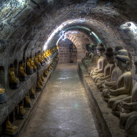 Temple in Mrauk-U  Myohaung, Myanmar : Birma, Yangon, myanmar, selectie Birma