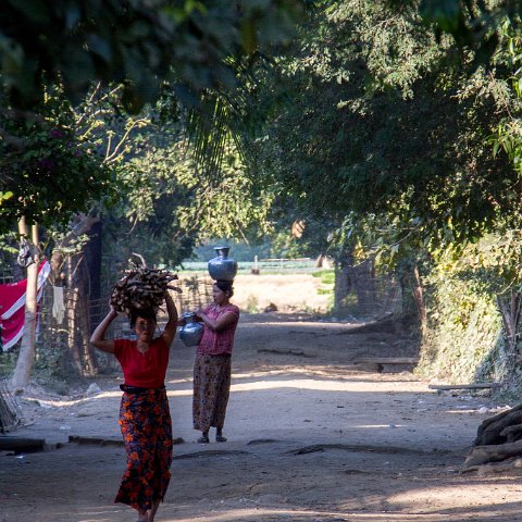 IMG 6480  Taken at Latitude/Longitude:20.595432/93.215464.  km       (Map link) : Km to   in, Birma, Yangon, geo:lat=20.595432, geo:lon=93.215464, geotagged, myanmar, selectie Birma