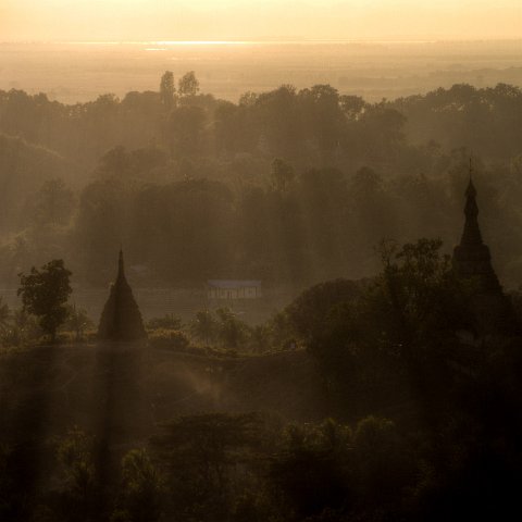 Bay of Bengal far off : Birma, myanmar