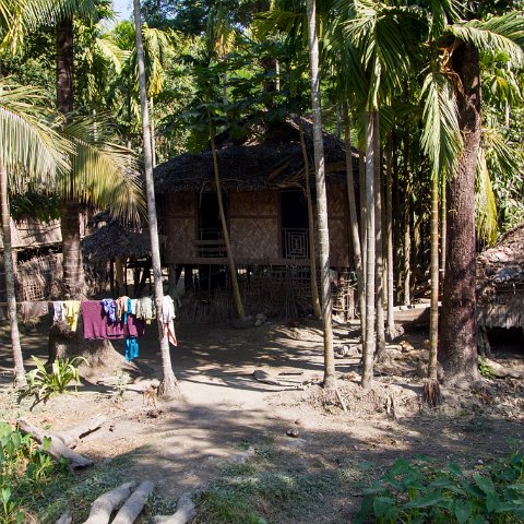 From Mrauk-U to Magway  Taken at Latitude/Longitude:20.477532/93.287800.  km       (Map link) : Km to   in, Birma, Yangon, geo:lat=20.477532, geo:lon=93.287800, geotagged, myanmar