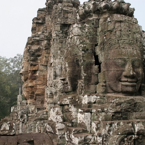 Faces Bayon  Cambodja 2006 Siem Reap. : Cambodia 2006 Ankor wat Angkor Thom Temple complex