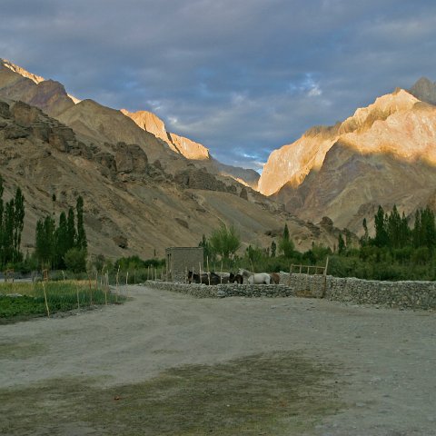 img11024  Journey through Ladakh India 2004