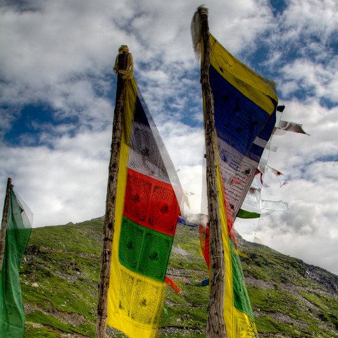IMG 6891 2 2 2 3 2Enhancer : 2011, Himalayas, India, Zanskar, flags, hdr result