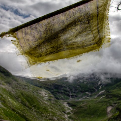 IMG 6897 2 8 2 9 2Enhancer : 2011, Himalayas, India, Zanskar, flags, hdr result