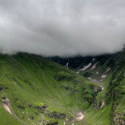 IMG 7123 2 4 2 5 2Enhancer : 2011, Himalayas, India, Zanskar, hdr result