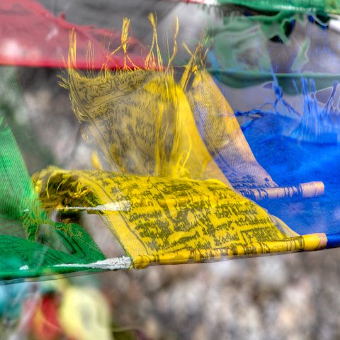 IMG 7435 2 6 2 7 2Enhancer : 2011, Himalayas, India, Zanskar, flags, hdr result