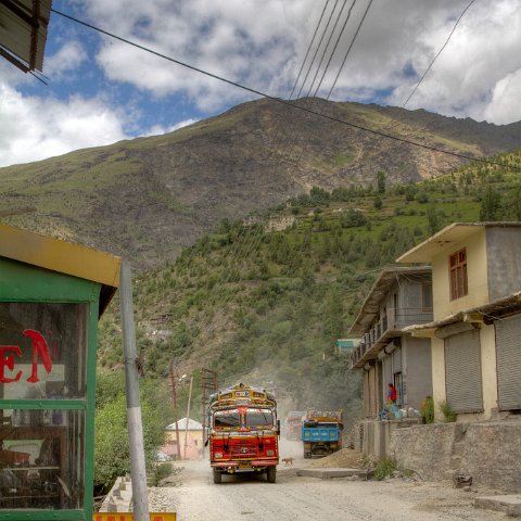 IMG 8000 2 1 2 2 2 : 2011, Himalayas, India, Zanskar, hdr basis, rothang pass to Darcha