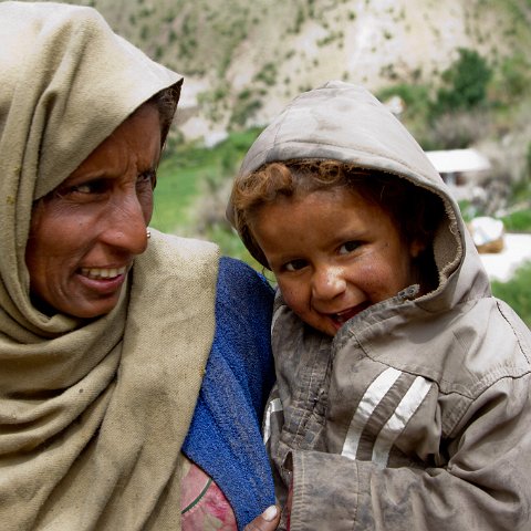 IMG 8954 2 : 2011, Darcha, Himalayas, India, Zanskar, hands, hdr basis, kids, people