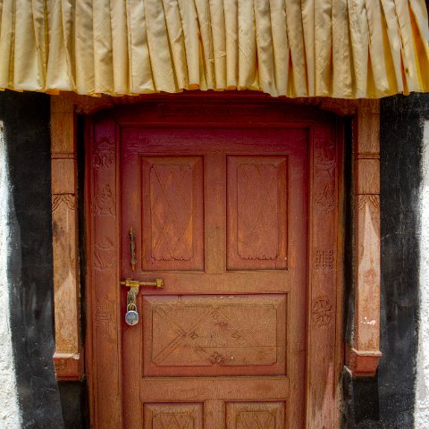 IMG 5842 3 4 : 2011, Himalayas, India, Zanskar, doors, hdr basis