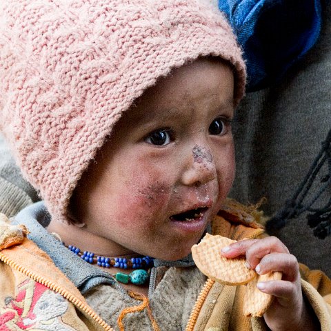 IMG 3388 2 : -2, 2011, Himalayas, India, Onderbelicht, Zanskar, hdr, hdr basis, hdr basis belicht, kids, muts, roze