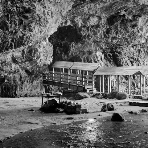 MG 5006 : Black&White, Great Britain 2007 Lake District & Peak District & Schotland, cave of smoo, www.reisfotos.nl (c) J.M. van der Horst, zwart wit