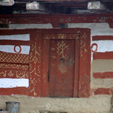 IMG08739  Reis Ladakh, India 2004 met Stichting Danja, www.danja.nl : India Ladakh 2004 Danja Manali Himalaya doors, doors, www.reisfotos.nl (c) J.M. van der Horst