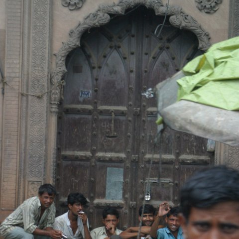 IMG12384  Reis Ladakh, India 2004 met Stichting Danja, www.danja.nl : India Ladakh 2004 Danja Delhi doors, doors, www.reisfotos.nl (c) J.M. van der Horst