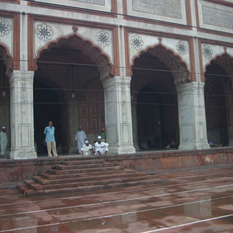 IMG12456  Reis Ladakh, India 2004 met Stichting Danja, www.danja.nl : India Ladakh 2004 Danja Delhi Red Mosque, doors, www.reisfotos.nl (c) J.M. van der Horst