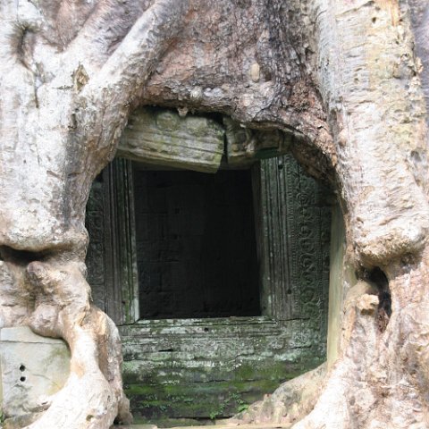 IMG 1780  Cambodja 2006 Siem Reap. : Angkor, Cambodia 2006 Ankor wat Angkor Thom Temple complex, doors, www.reisfotos.nl (c) J.M. van der Horst