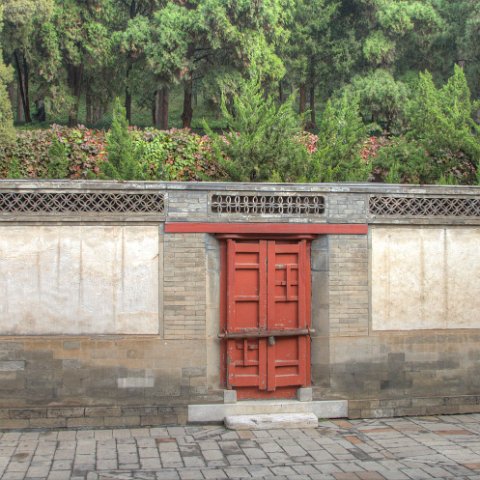 IMG 1887 8 9Enhancer : 2010, 202, Beijing, China, Door, correct, hdr result, www.reisfotos.nl (c) J.M. van der Horst