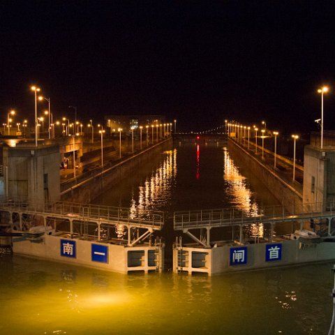 IMG 8506 : 2010, China, Door, Yangtze River, basis, doors, hdr, hdr basis, hdr basis belicht, hdr original, www.reisfotos.nl (c) J.M. van der Horst