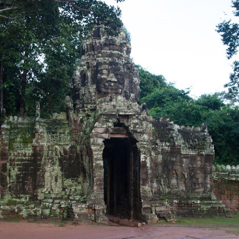 MG 0847 : Door, cambodia cambodja, doors, hdr, hdr basis, hdr basis belicht, hdr original, www.reisfotos.nl (c) J.M. van der Horst