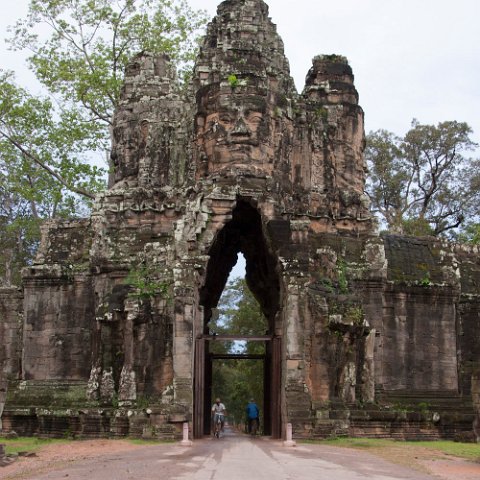 MG 3403 : Door, cambodia cambodja, doors, hdr, hdr basis, hdr basis belicht, hdr original, www.reisfotos.nl (c) J.M. van der Horst