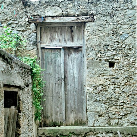 r2 32 : doors, www.reisfotos.nl (c) J.M. van der Horst