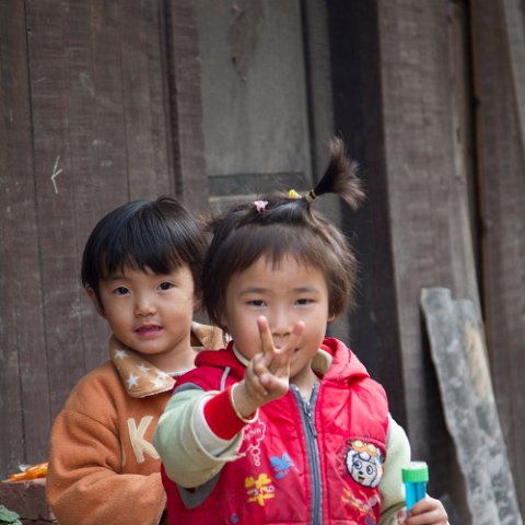 IMG 0502 (2) : 2010, China, basis, hdr, hdr basis, hdr basis belicht, hdr original, kids, www.reisfotos.nl (c) J.M. van der Horst